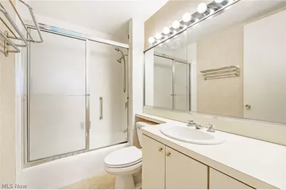 12700 Lake Avenue #1107, Oakwood, OH 44107 - Photo 19