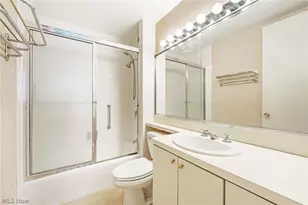 12700 Lake Ave, Oakwood, OH 44107 - Photo 19