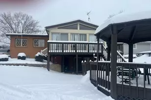 1124 Valley Dr NW, North Canton, OH 44720 - Photo 5