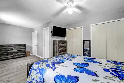 12112 Carrington Avenue, Loveland, OH 44135 - Photo 15