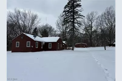 2160 Ingersoll Drive, Akron, OH 44320 - Photo 1