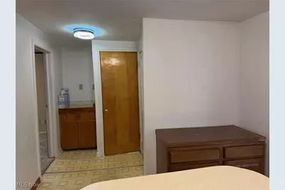 2160 Ingersoll Drive, Akron, OH 44320 - Photo 15