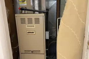 2160 Ingersoll Dr, Akron, OH 44320 - Photo 27