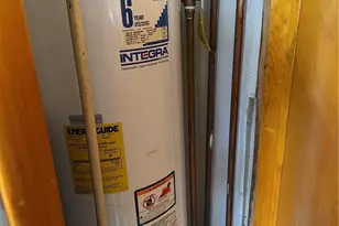 2160 Ingersoll Dr, Akron, OH 44320 - Photo 29