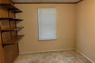 2160 Ingersoll Dr, Akron, OH 44320 - Photo 21