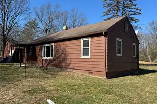 2160 Ingersoll Dr, Akron, OH 44320 - Photo 3