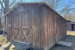 2160 Ingersoll Dr, Akron, OH 44320 - Photo 7