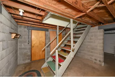 277 Lake Front Drive, Akron, OH 44319 - Photo 31