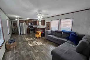 12860 Mayfield Rd, Chardon, OH 44024 - Photo 7