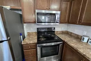 12860 Mayfield Rd, Chardon, OH 44024 - Photo 9