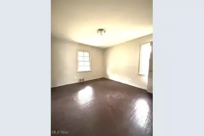 16015 S Lotus Drive, Loveland, OH 44128 - Photo 9