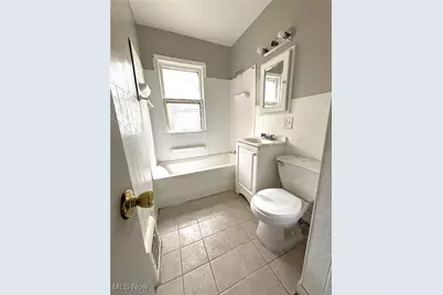 16015 S Lotus Drive, Loveland, OH 44128 - Photo 7