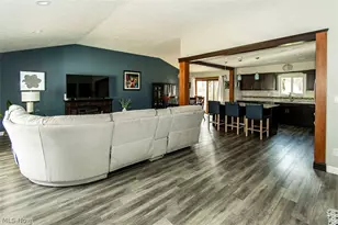 3974 Winton Park Dr, North Olmsted, OH 44070 - Photo 11