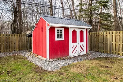 3974 Winton Park Drive, North Olmsted, OH 44070 - Photo 7