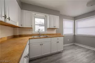 2616 Terrace Ave, Akron, OH 44312 - Photo 7