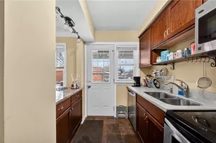 2684 Wooster Rd, Rocky River, OH 44116 - Photo 13