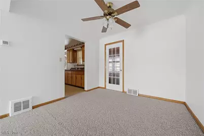 28759 Forest Road, Willowick, OH 44095 - Photo 11