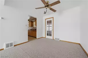 28759 Forest Rd, Willowick, OH 44095 - Photo 11