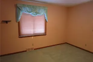 2921 Decamp Rd, Youngstown, OH 44511 - Photo 13