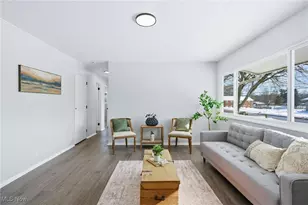 835 Carnegie Ave, Akron, OH 44314 - Photo 9