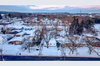 835 Carnegie Avenue, Akron, OH 44314 - Photo 45