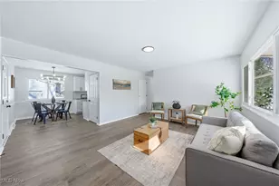 835 Carnegie Ave, Akron, OH 44314 - Photo 7