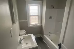 12514 Locke Ave, Loveland, OH 44108 - Photo 11