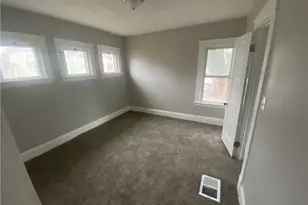 12514 Locke Ave, Loveland, OH 44108 - Photo 7