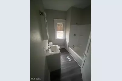 12514 Locke Avenue, Loveland, OH 44108 - Photo 3