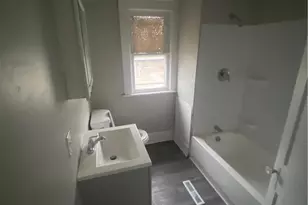 12514 Locke Ave, Loveland, OH 44108 - Photo 3