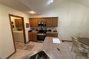 39 Village Ct, Columbiana, OH 44408 - Photo 13