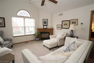 39 Village Court, Columbiana, OH 44408 - Photo 13