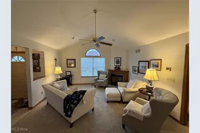 39 Village Court, Columbiana, OH 44408 - Photo 3