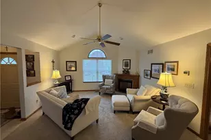 39 Village Ct, Columbiana, OH 44408 - Photo 3