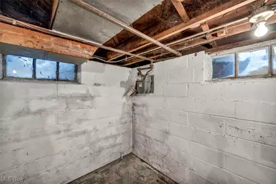 123 Ellenwood Avenue, Bedford, OH 44146 - Photo 35