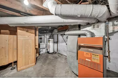 123 Ellenwood Avenue, Bedford, OH 44146 - Photo 37