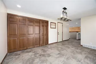 9894 Silvercreek Rd, Wadsworth, OH 44281 - Photo 5