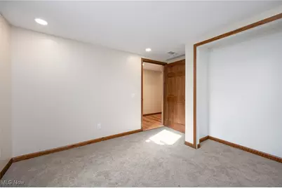 9894 Silvercreek Road, Wadsworth, OH 44281 - Photo 27