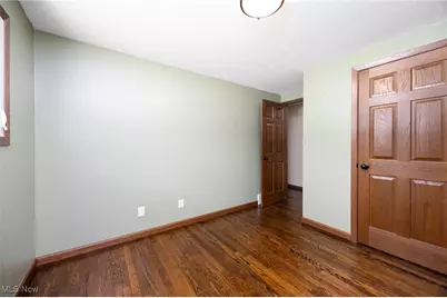 9894 Silvercreek Road, Wadsworth, OH 44281 - Photo 15