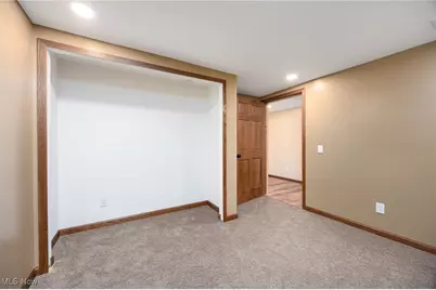 9894 Silvercreek Road, Wadsworth, OH 44281 - Photo 25