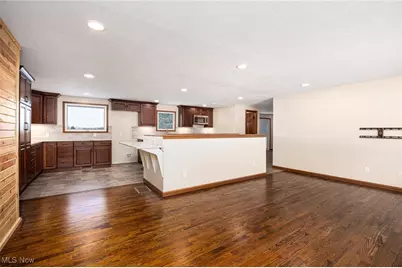 9894 Silvercreek Road, Wadsworth, OH 44281 - Photo 11