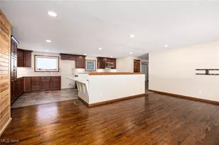 9894 Silvercreek Rd, Wadsworth, OH 44281 - Photo 11