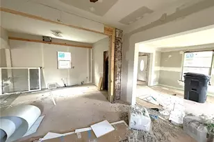 411 S Collett St, Lima, OH 45805 - Photo 5