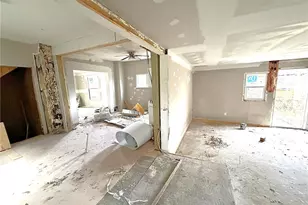 411 S Collett St, Lima, OH 45805 - Photo 3