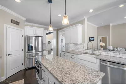 6240 Highland Green Drive, Medina, OH 44256 - Photo 7