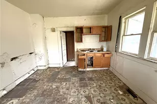 812 E Vine St, Lima, OH 45804 - Photo 5