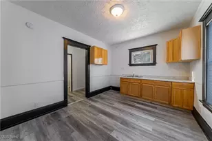 1760 Carlyon Rd, Loveland, OH 44112 - Photo 15