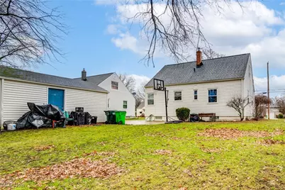 640 E Lake Avenue, Barberton, OH 44203 - Photo 27
