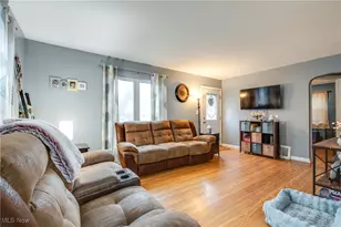 640 E Lake Ave, Barberton, OH 44203 - Photo 7