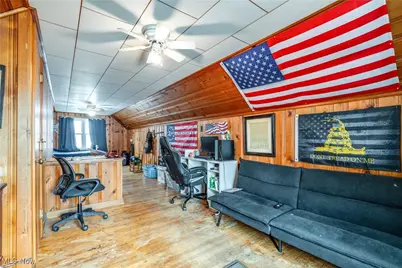 640 E Lake Avenue, Barberton, OH 44203 - Photo 21